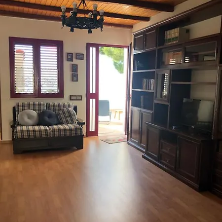 La Casa Delle Ortensie Nyaraló Scilla