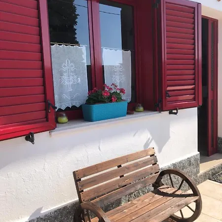 La Casa Delle Ortensie * Scilla